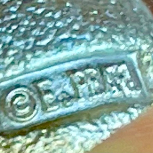 Clip-On Earrings - Picture 3 of 7